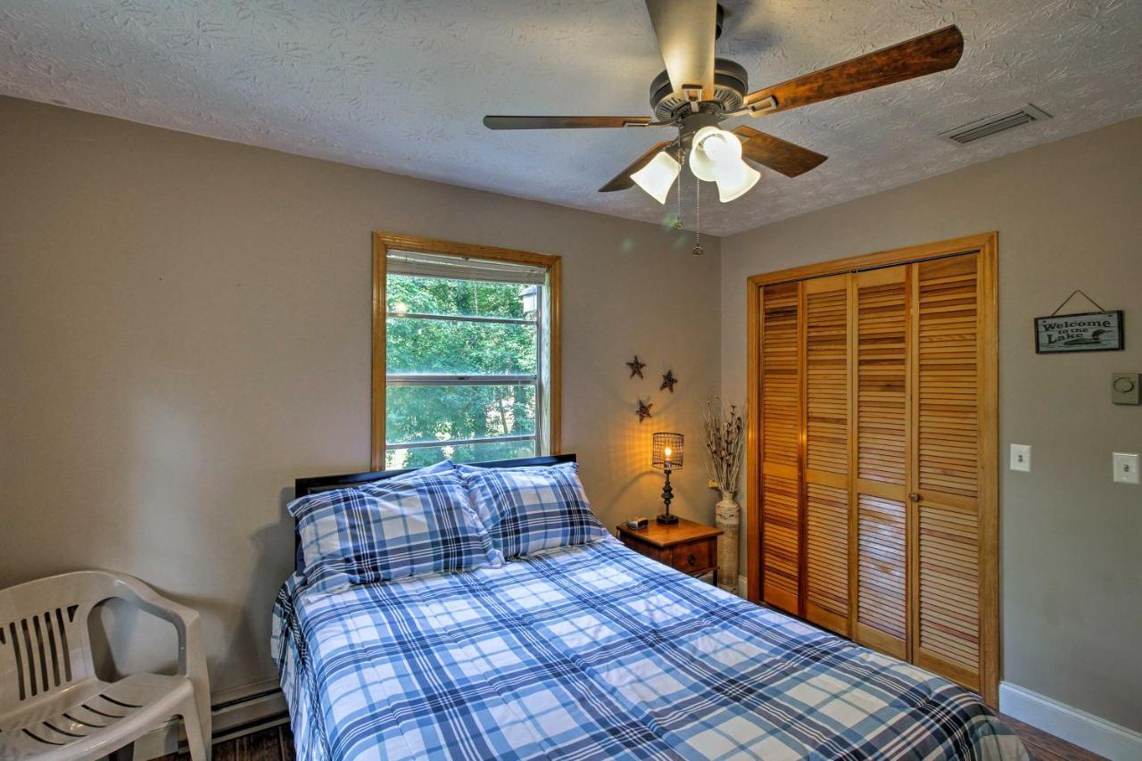 Spacious Georgia Getaway With Dock On Lake Lanier! Gainesville Dış mekan fotoğraf